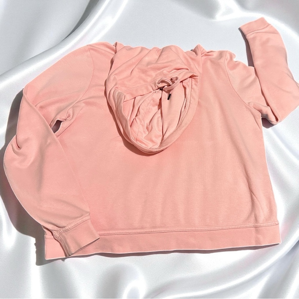 400 Nike | NWOT Blush Pink Graphic Pullover Hoodie (Size M) - Picture 12 of 15